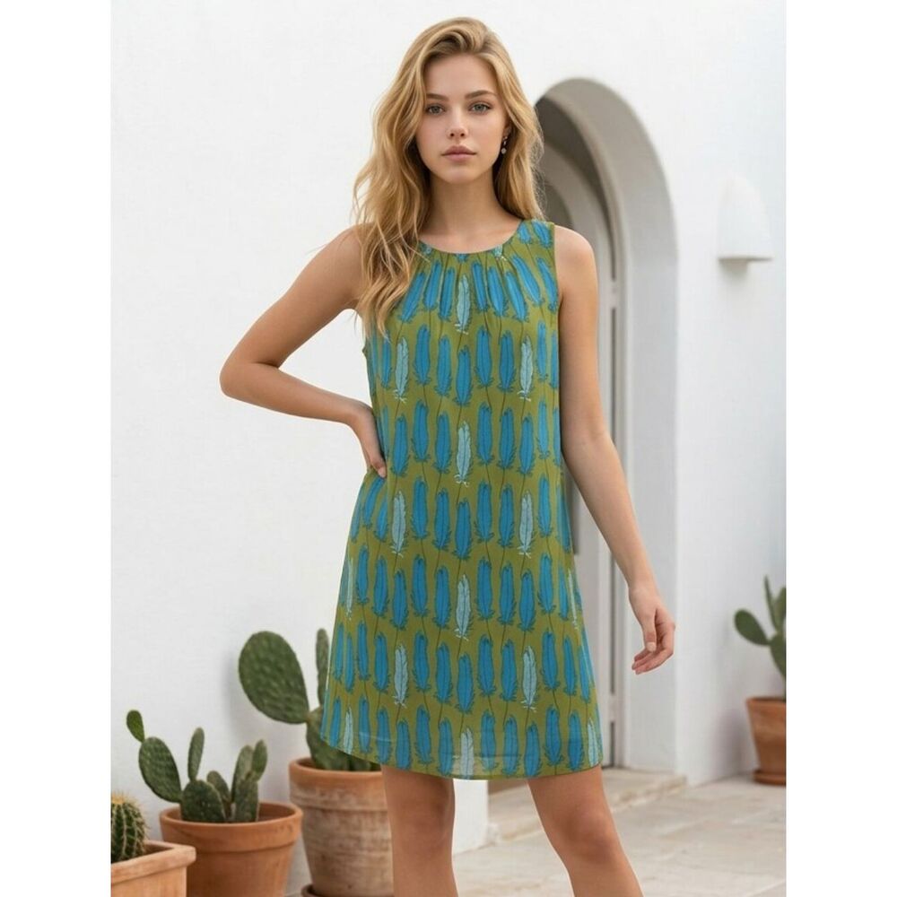Fossil Feather Print Shift Dress XS Green Sleeveless Silky Soft Cruise Resort